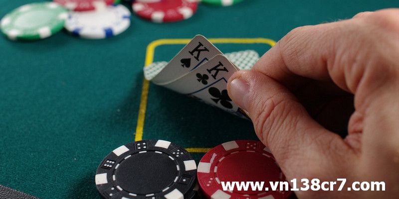 Cristiano Ronaldo chơi Poker tại các casino