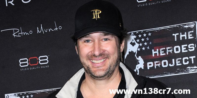 Phil Hellmuth là ai?
