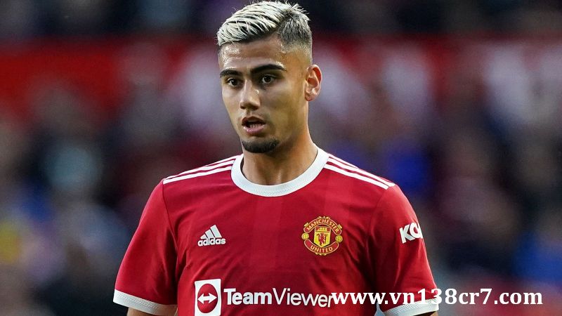 Andreas Pereira được săn đón