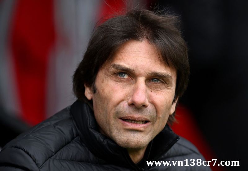 Conte được Real Madrid chú ý