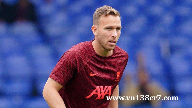 Arthur Melo thi đấu sa sút