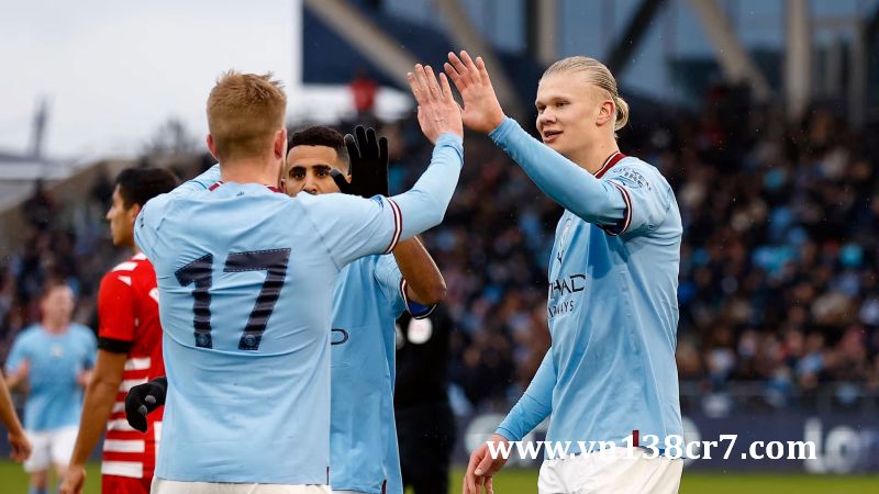 Man City ăn 3