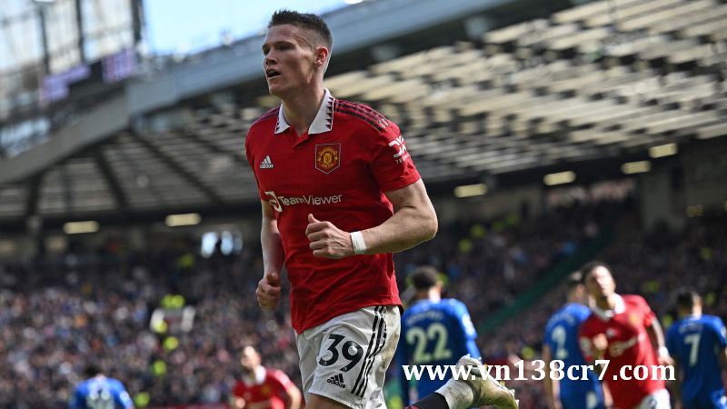 MU bán McTominay