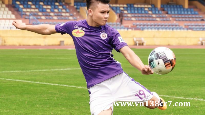 Nguyễn Quang Hải thi đấu cho Paul
