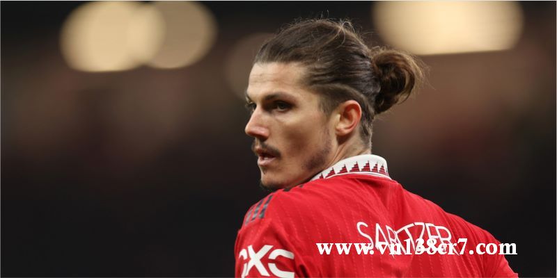 Marcel Sabitzer chia sẻ trái chiều