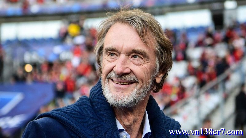 Sir Jim Ratcliffe chính thức hoàn tất mua cổ phần của MU